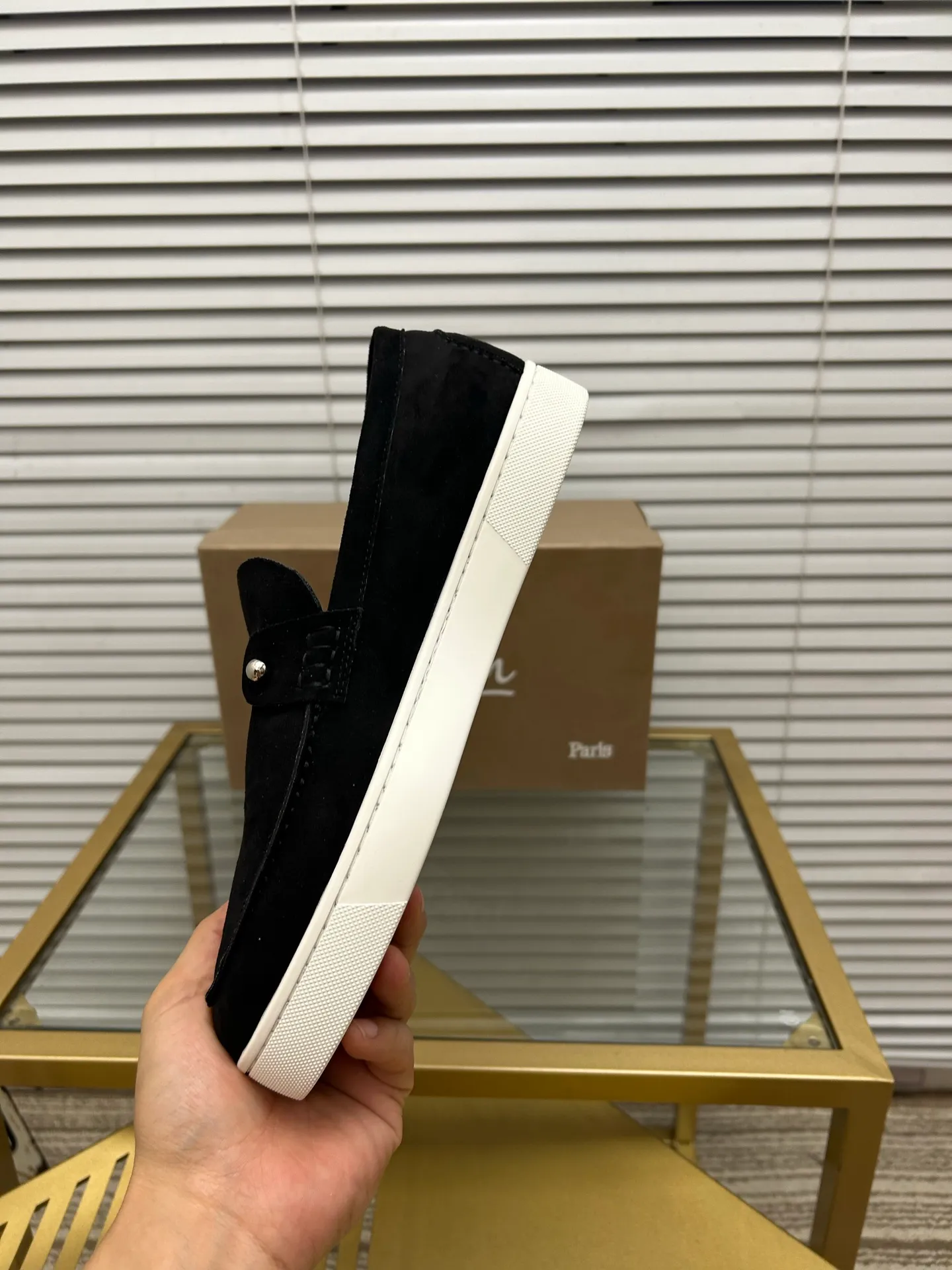 (Customized model) Ex-factory price is 520. christian louboutin (CL red sole shoes) counter series, casual sneakers for couples 📢 📢 📢 Exclusive hot style release 🎈🎈💪 Movable latex feet 👻 Finished outsole line [Proud] 😝Female 35-40# Male 38#-46, global supply😝 [Top version]: Original imported genuine leather upper, top original leather lining, original molded TPU outsole, original 1:1 detail processing, original shoe last,